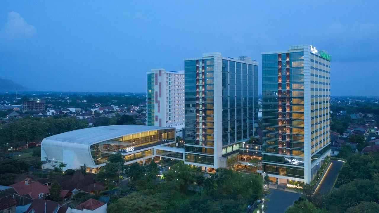 The Alana Yogyakarta Hotel And Convention Center Sleman  Exterior foto